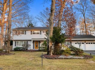 11 Camelot Way, Parsippany, NJ