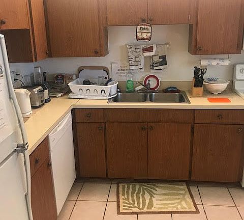 3rd image of 1900 S Kanner Hwy APT 5-206