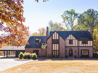 111 Walnut Cv, Florence, AL 35634