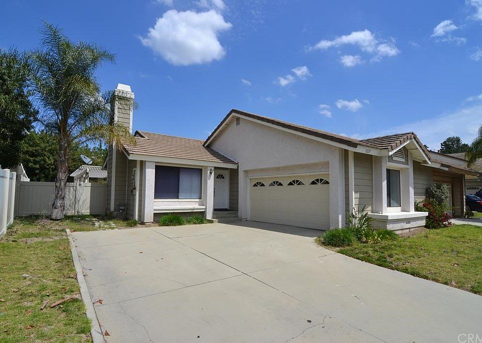 2nd image of 3523 Grey Bull Ln