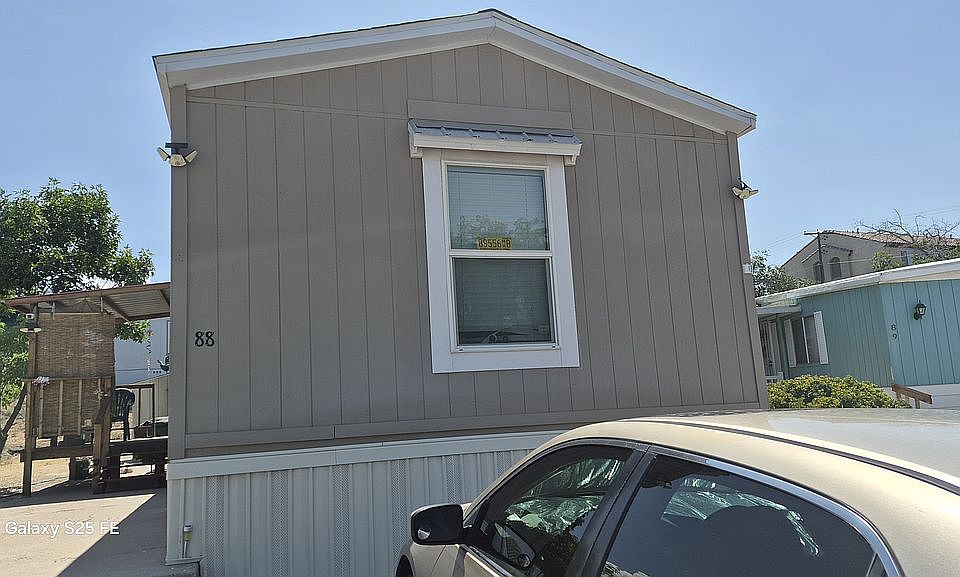 1st image of 1907 Buena Vista Dr SE Trailer 88