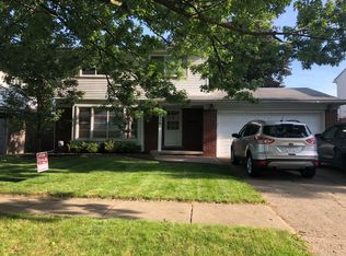 18626 Dogwood Ln, Fraser, MI 48026