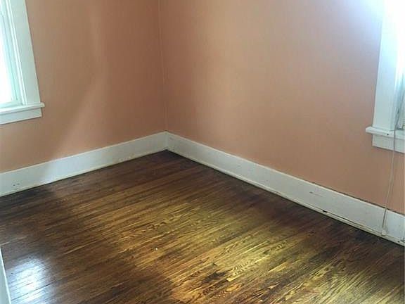 2nd image of 93 Eckhert St