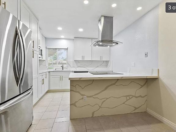 2nd image of 9452 Caminito Cabana