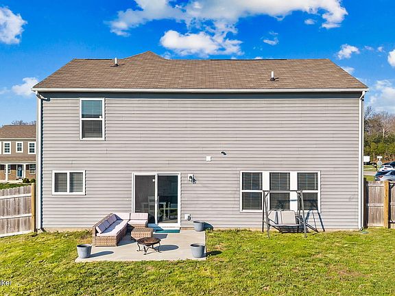5th image of 1305 Bogard Ln