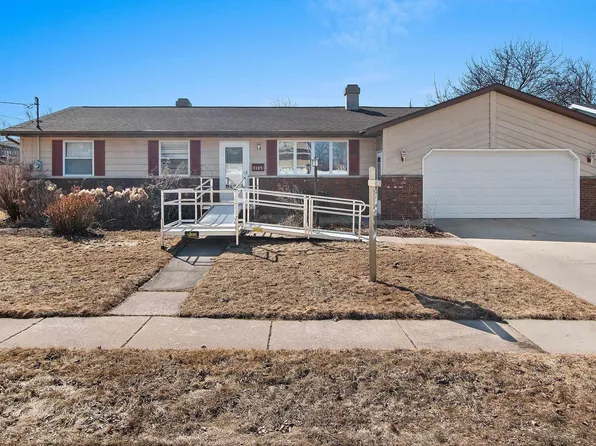 1105 Harrison St, Kaukauna, WI 54130