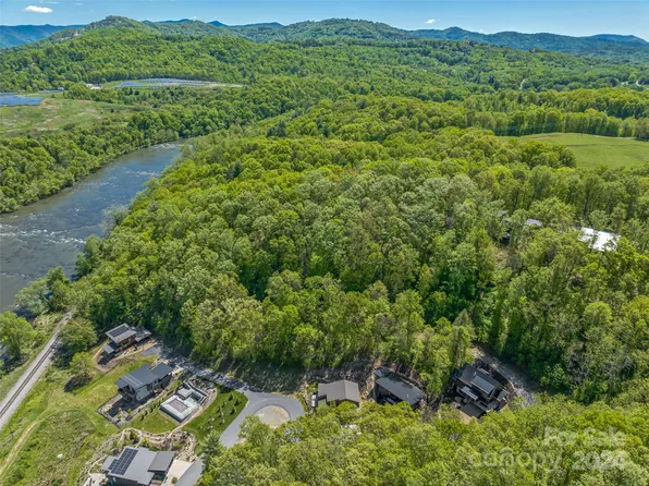 14 Tupelo Trl, Asheville, NC 28804
