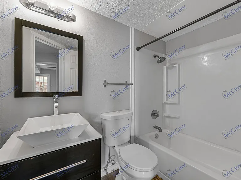 9520 Royal Ln #321 — Photo 14