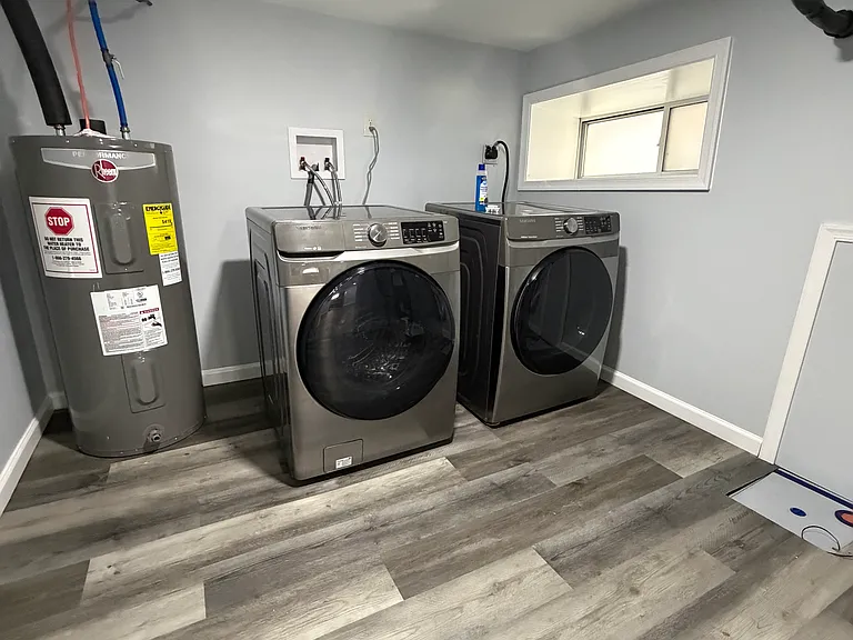 In-Unit Washer and Dryer
