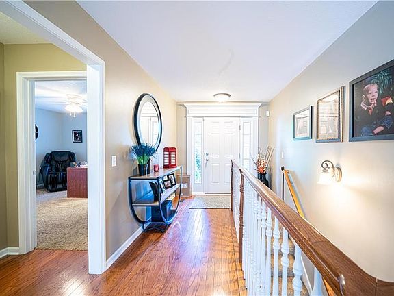 3rd image of 3212 Arbor Lake Dr