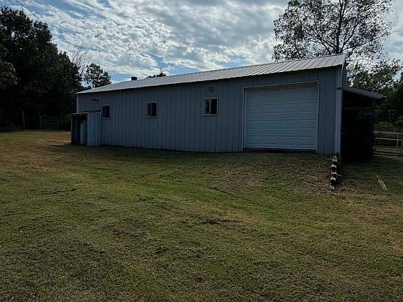 2nd image of 367190 E 5360th Rd