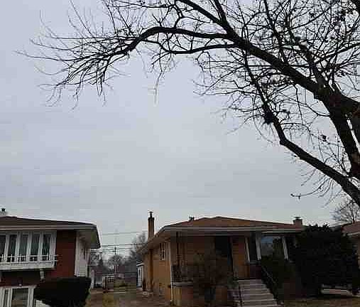 3rd image of 360 Chappel Ave
