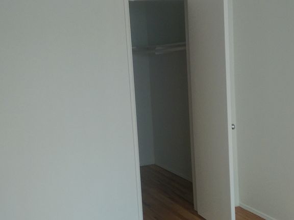 3rd image of 1408 Centinela Ave APT 5