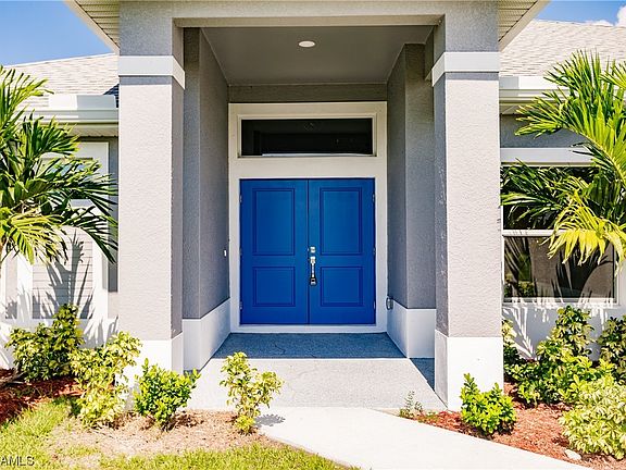 5th image of 1013 NW 18th Ter
