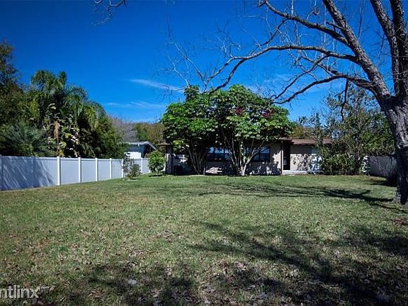 4th image of 1412 Sawyerwood Ave