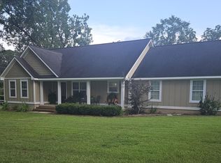 105 Woodridge Ln, Cairo, GA 39827