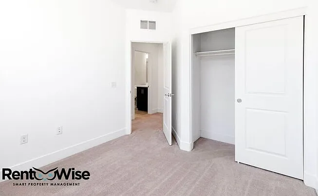 29384 Hub Ln — Photo 27