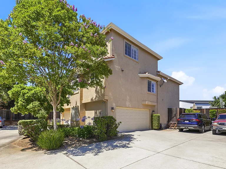 16752 San Luis Way — Photo 37