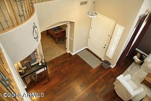 4th image of 664 E Julian Dr