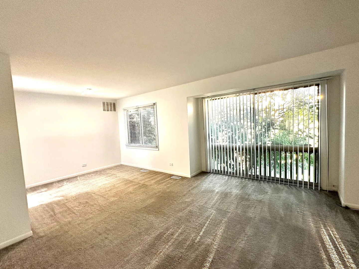 2 bed, 1150 sqft, $2,100 — Photo 4