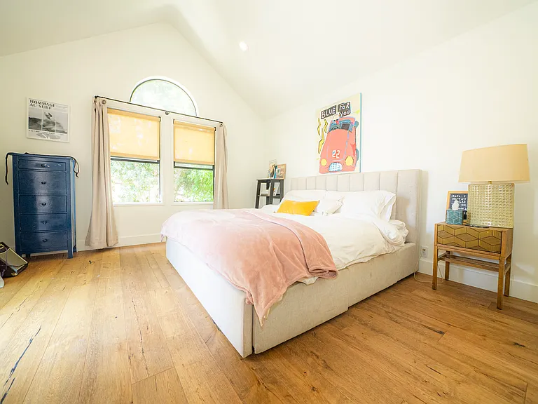 4527 Carpinteria Ave #D — Photo 11