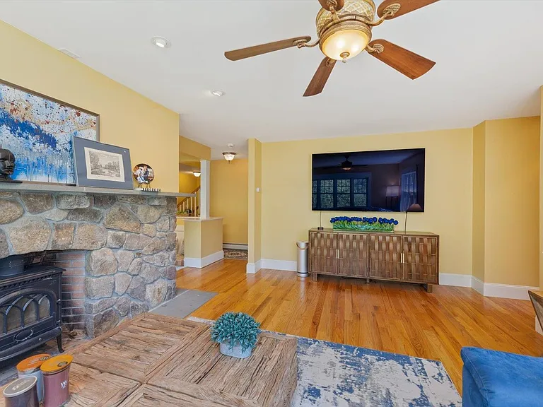 662 Hurricane Rd — Photo 22
