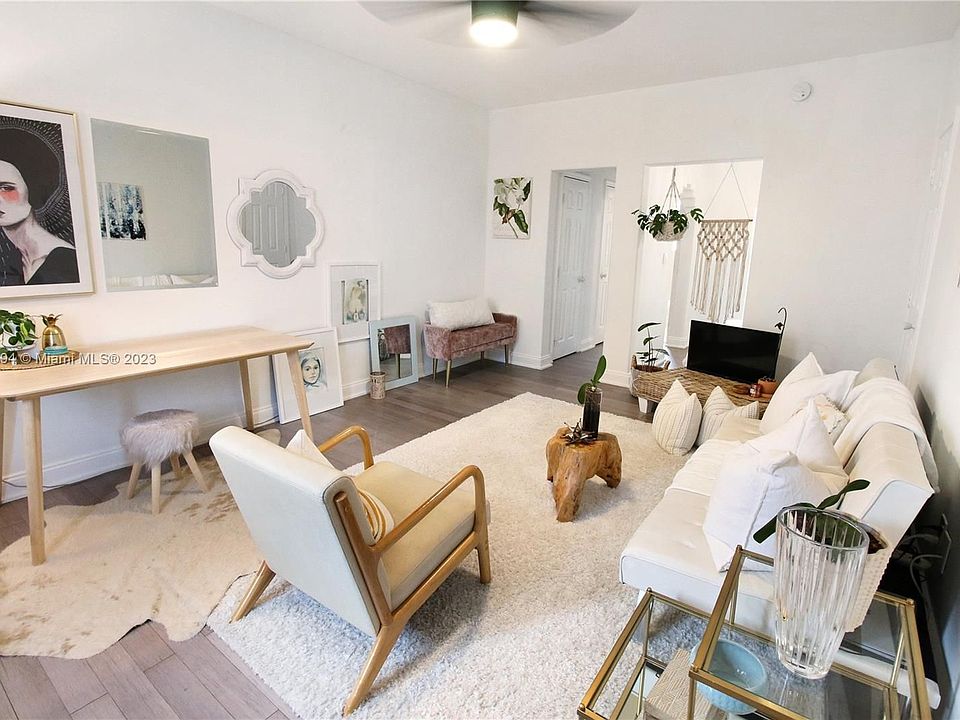 1st image of 1227 Euclid Ave APT 7