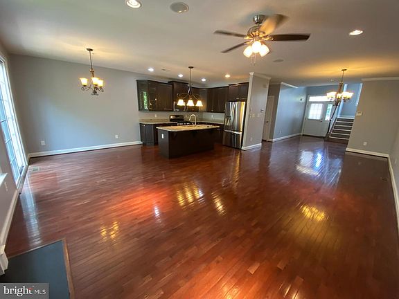 4th image of 3276 Brookside Dr