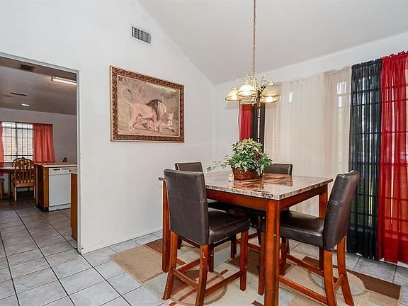 4th image of 7418 Rogue River Dr