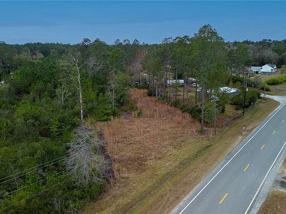 4th image of 422 Long Acre Road