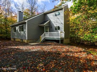 7935 Sleepy Hollow Dr, Tobyhanna, PA