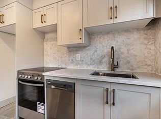 1819 14th St SW #1287949, Calgary, AB T2T3T1