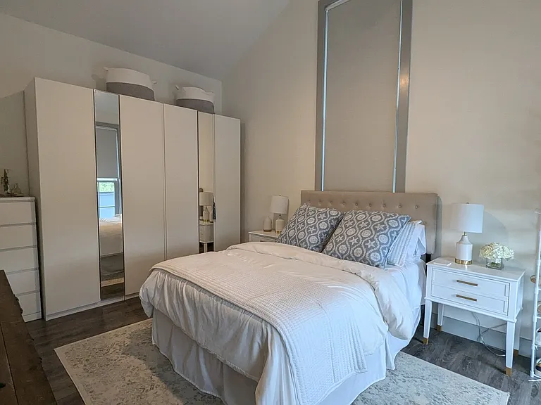 33 Elm St #4 — Photo 3