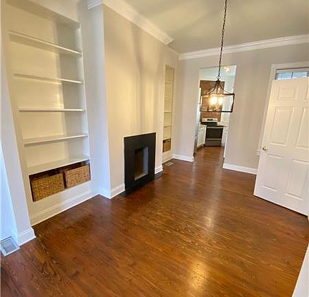 5th image of 503 Blair Street