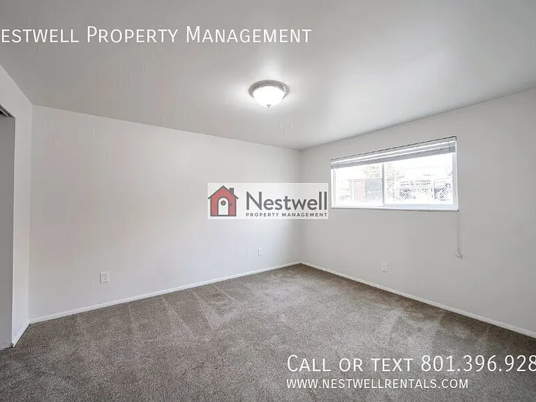 8453 S Westbridge Rd — Photo 15