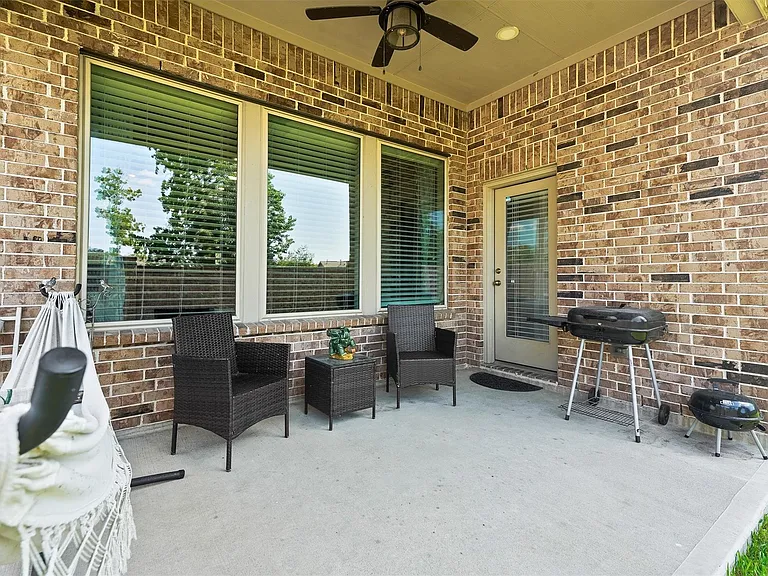 15863 McKinley Green Dr — Photo 22