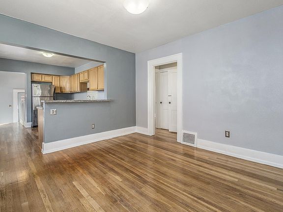 4th image of 3006 N Columbine St