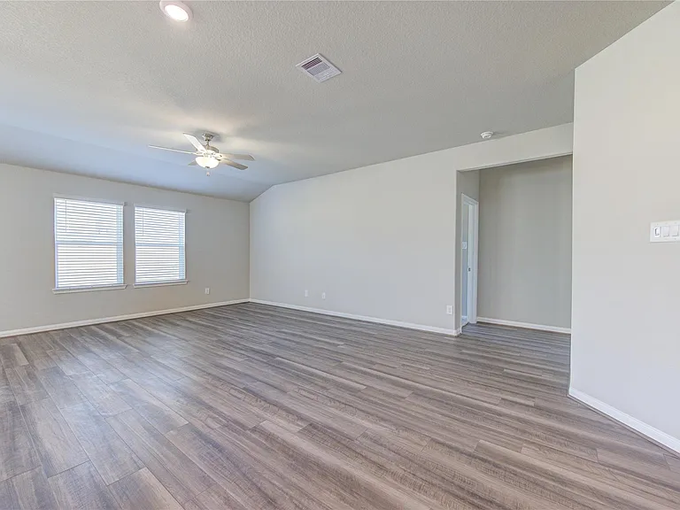 21514 Pachino Ln — Photo 16