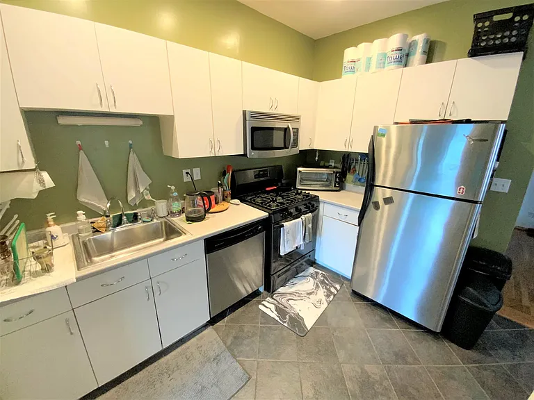 303 Elm St #2 — Photo 2