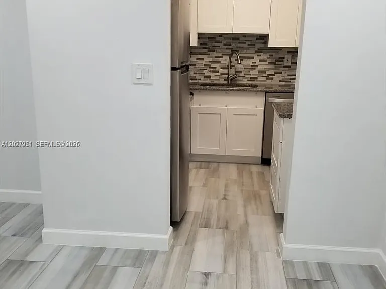 2990 NE 16th Ave #105 — Photo 13