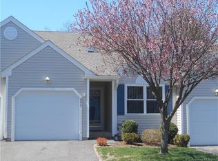 892 Sweetheart Path, Southington, CT 06489