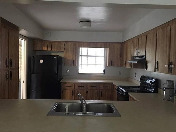 5th image of 7290 Daniel Webster Dr #X4