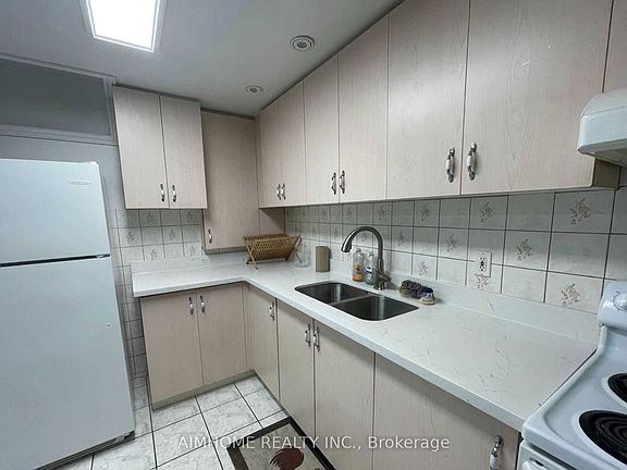 5th image of 56 Quantum St #Basement