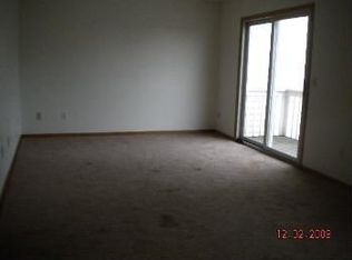 945 Wescott Trl #313, Eagan, MN 55123