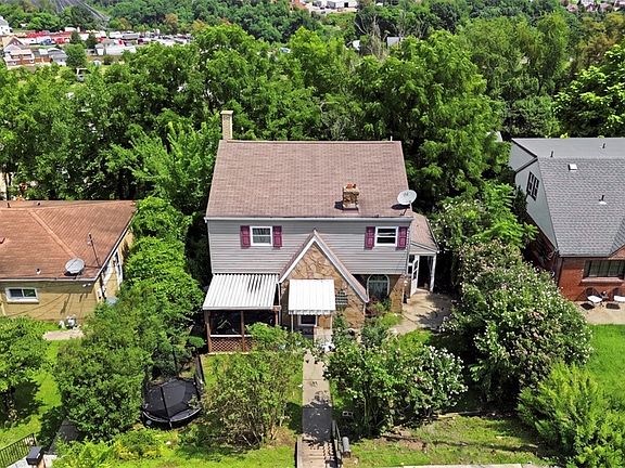 2nd image of 1109 Gary Ave