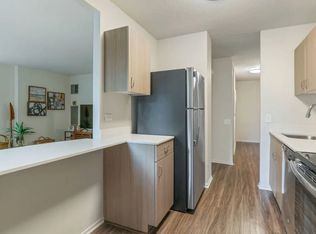 1132 N Dearborn St #5, Chicago, IL 60610