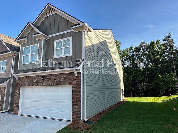 2nd image of 488 Stoneybrook Dr