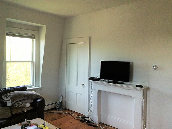 5th image of 47 Columbia St