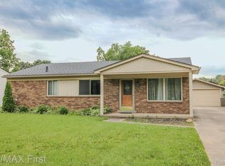 41641 Saal Rd, Sterling Heights, MI 48313