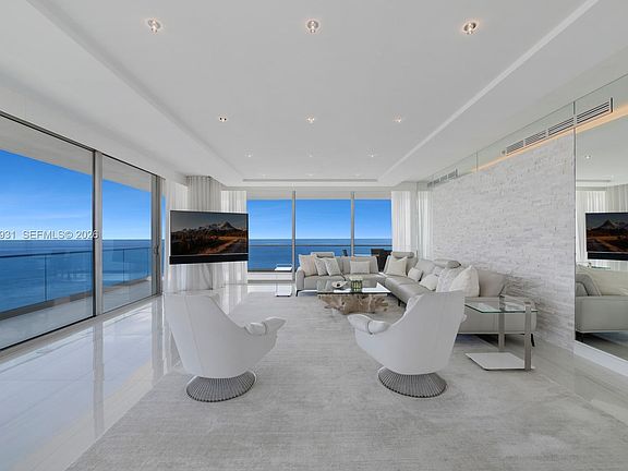 5th image of 10203 Collins Ave Unit 2501